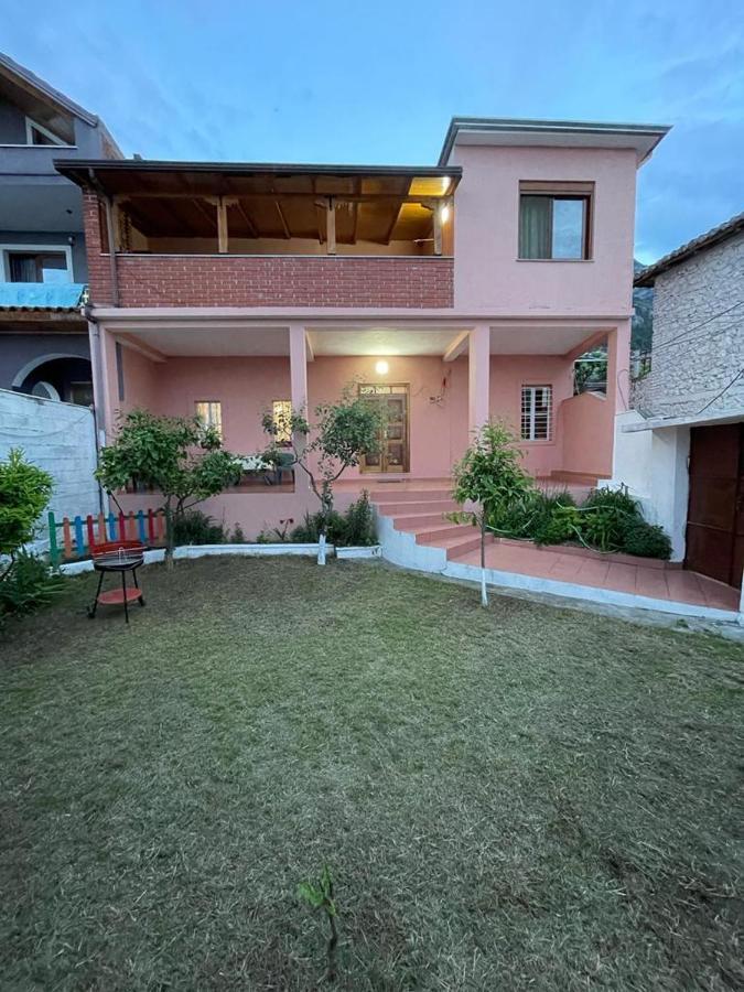 Vila 8 Kruja Kültér fotó